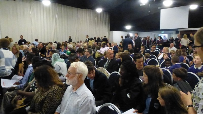 photo of the 700 people at the Leeds Citizens assembly