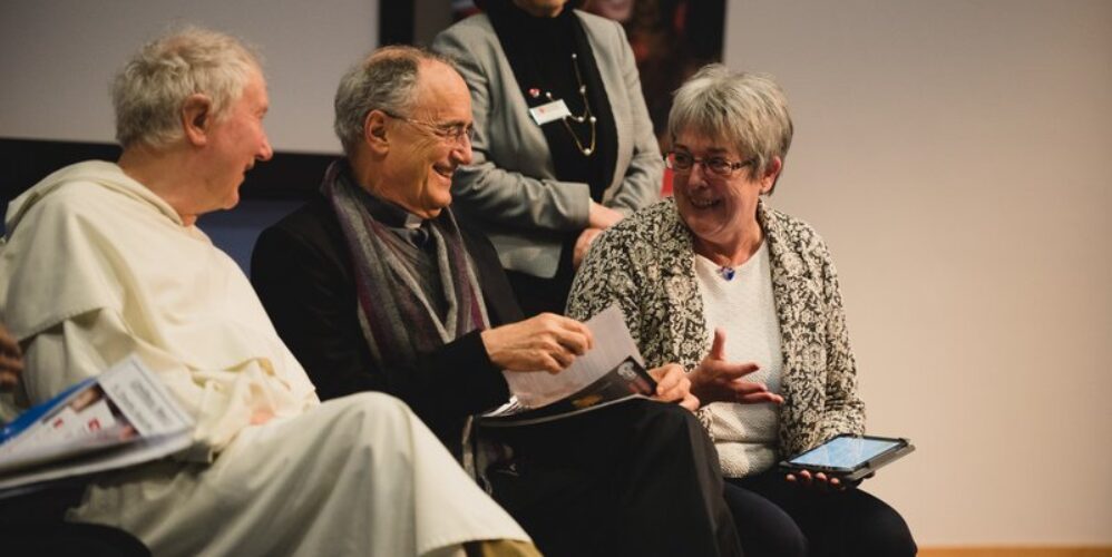 Panel Discussioin